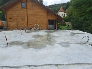 Extension d'un chalet avec une structure bois poteau - poutre - Vue 2