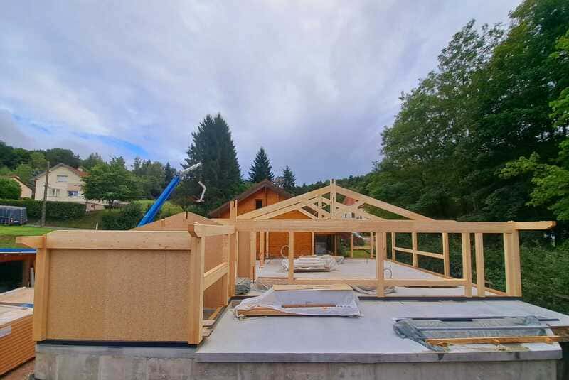 Extension d'un chalet avec une structure bois poteau - poutre - Vue 7